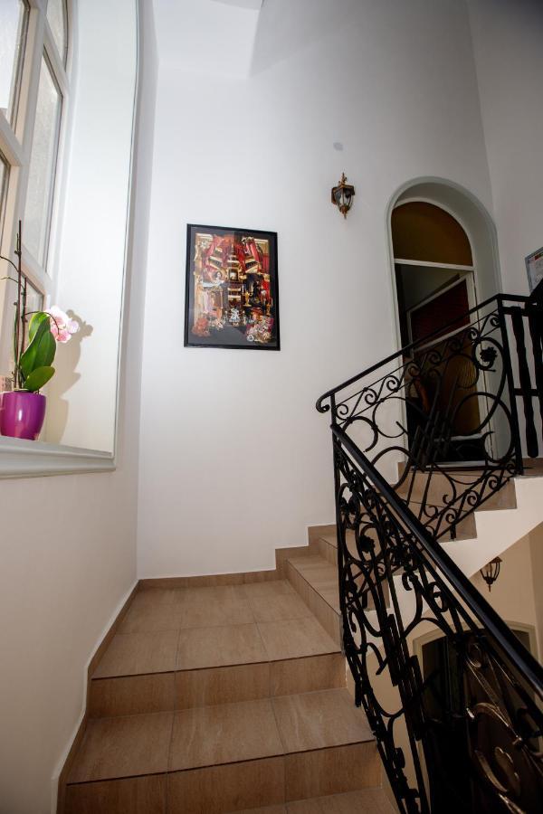 Angeli Vila Apartments Subotica Luaran gambar