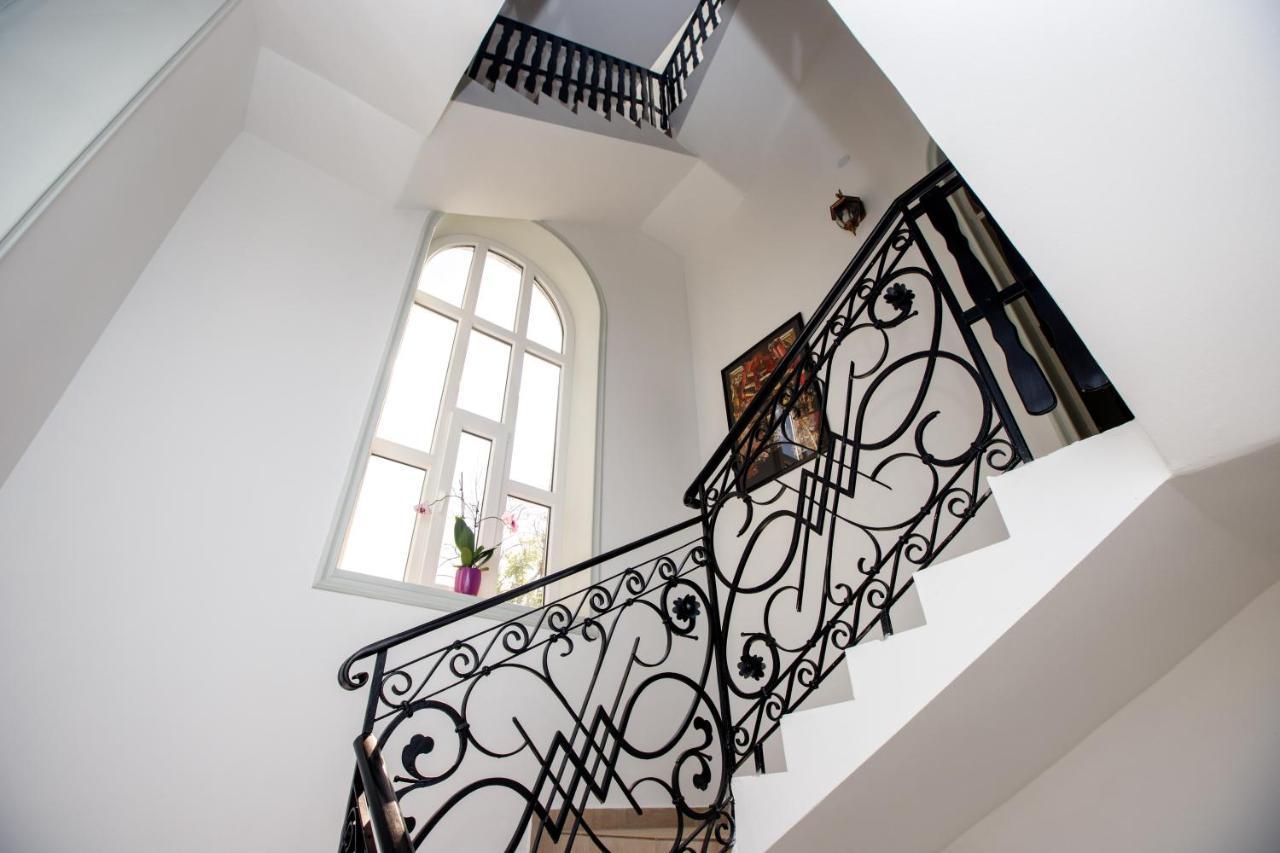 Angeli Vila Apartments Subotica Luaran gambar